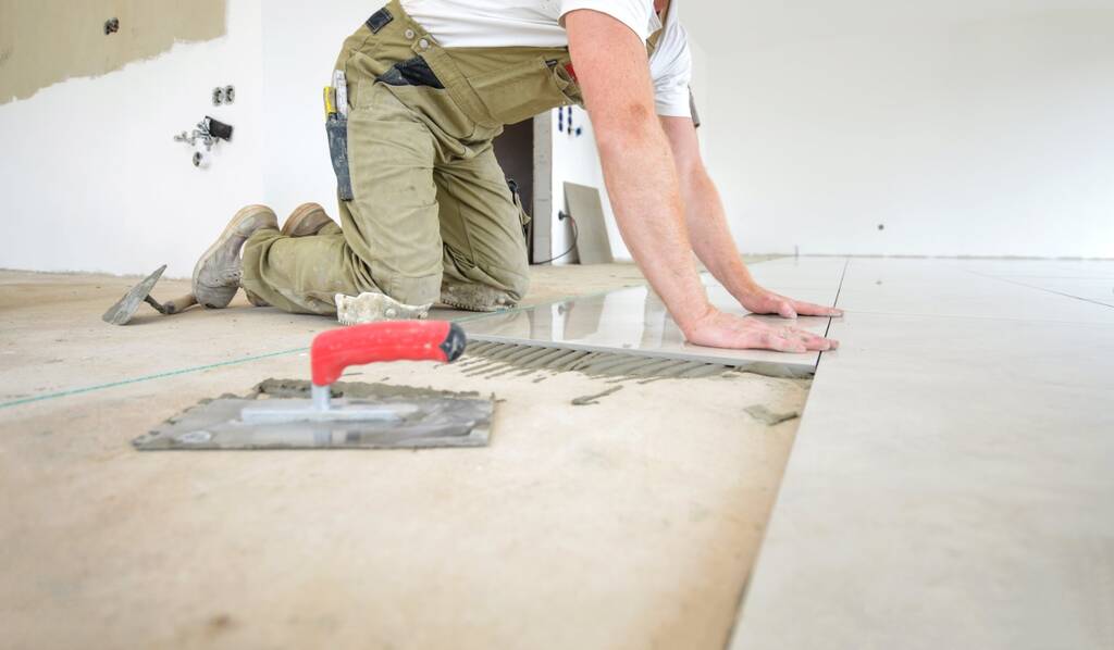 Le carreleur - Maisons Artisans Réunis