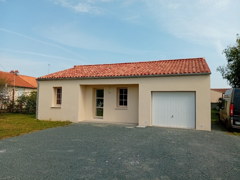 Maison traditionnelle à FLC